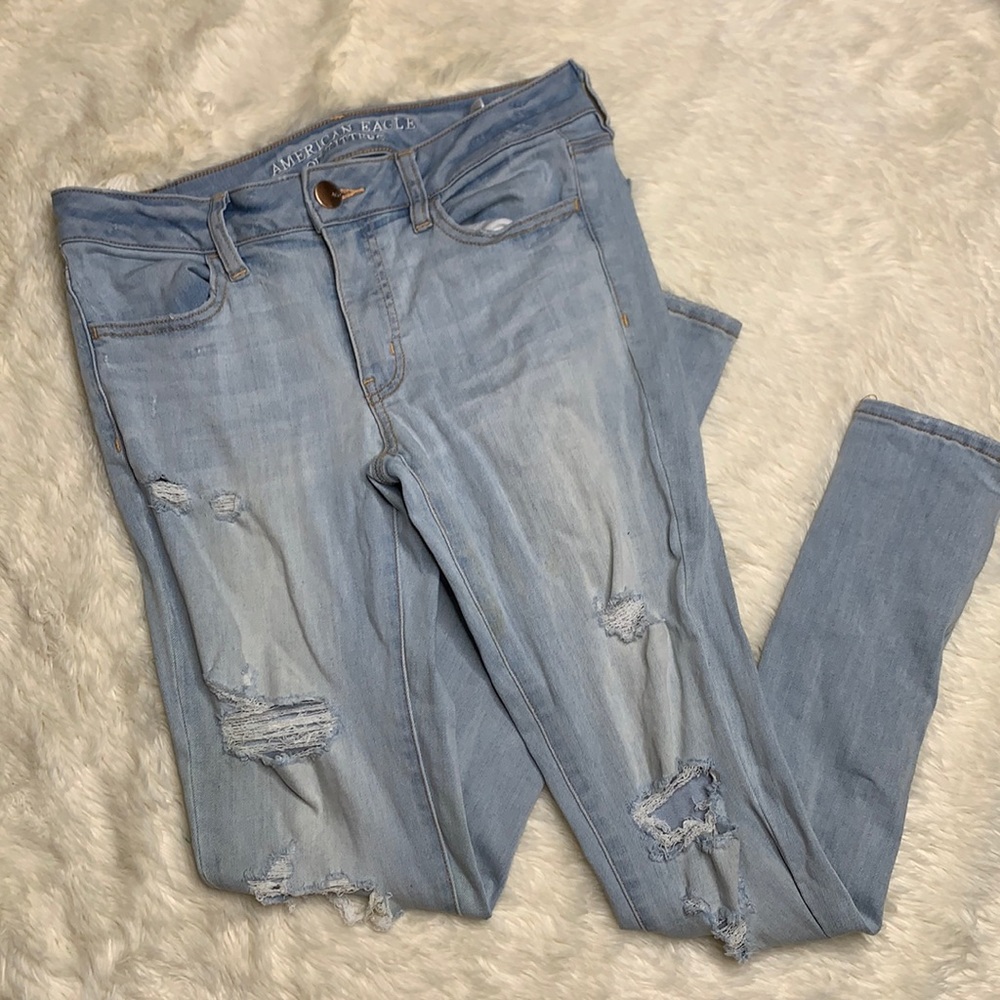 American Eagle jeans size 6 Super Super stretch